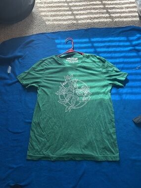Green Botanical Short Sleeve Crew Tee